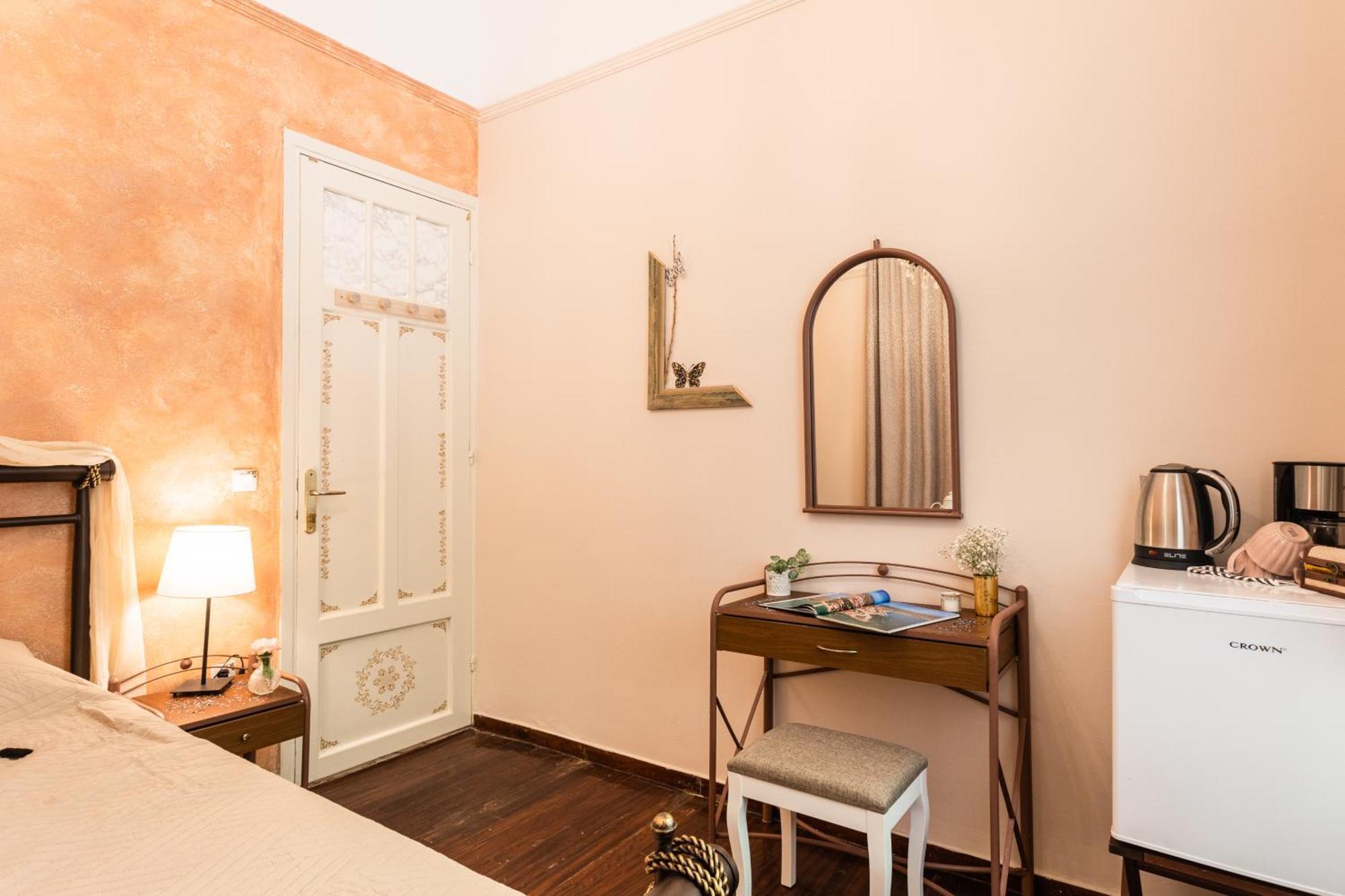 Alegria Simple Economy Rooms Atina Dış mekan fotoğraf
