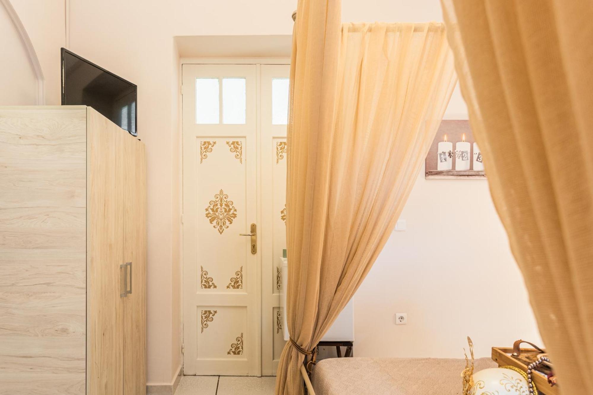 Alegria Simple Economy Rooms Atina Dış mekan fotoğraf